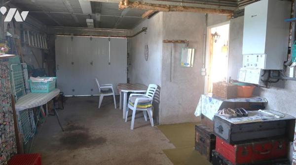 Entre la gare et Les Minimes, ds quartier calme, PAVILLON +110m2 hab, comprenant :
. en RC : e...