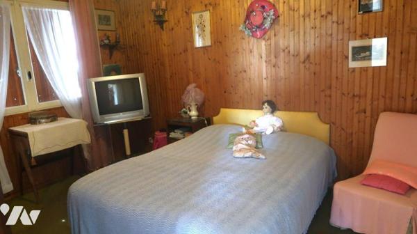 Entre la gare et Les Minimes, ds quartier calme, PAVILLON +110m2 hab, comprenant :
. en RC : e...