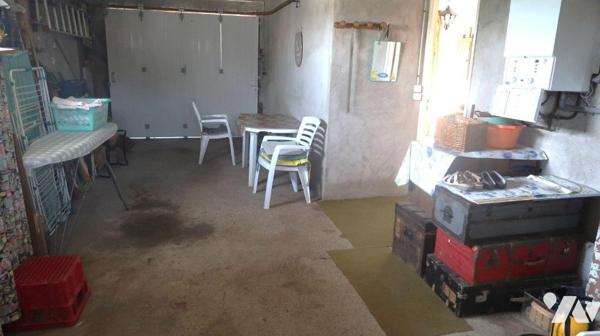 Entre la gare et Les Minimes, ds quartier calme, PAVILLON +110m2 hab, comprenant :
. en RC : e...