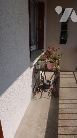 Entre la gare et Les Minimes, ds quartier calme, PAVILLON +110m2 hab, comprenant :
. en RC : e...