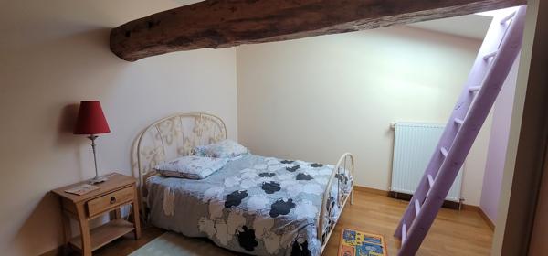 Maison à vendre à Terres-de-Haute-Charente (16270) - Charente