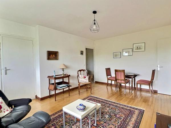 Quartier La Genette/Les Parcs - Appartement 4 pièces, 76 m²