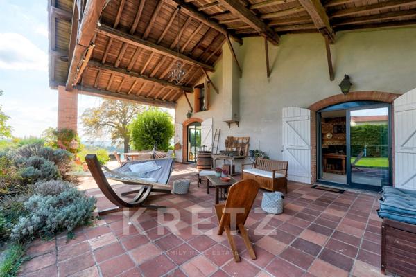 Ferme rénovée 9 pièces, piscine, vue Pyrénées & campagne