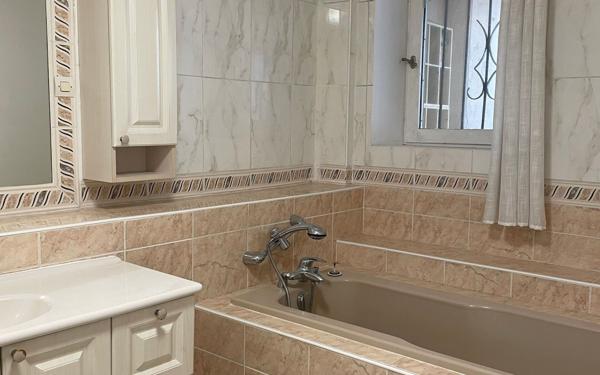 Appartement à louer    3 pièces •  Ternay