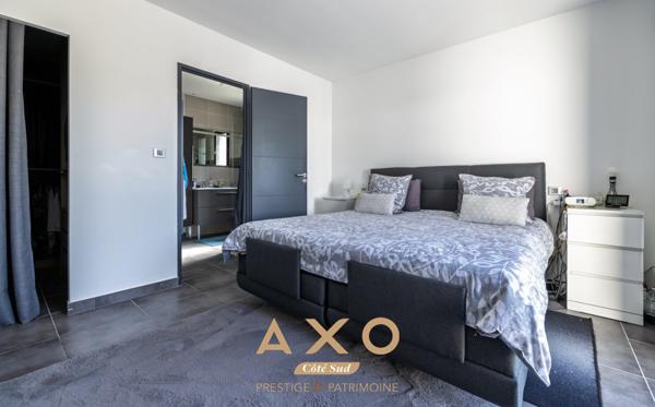 VENTABREN  MAISON  PLAIN PIED  137 m²  T5  PISCINE  TERRAIN 945 m²  877 000 