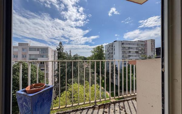 Appartement à vendre    4 pièces • 88,57 m2 Pau