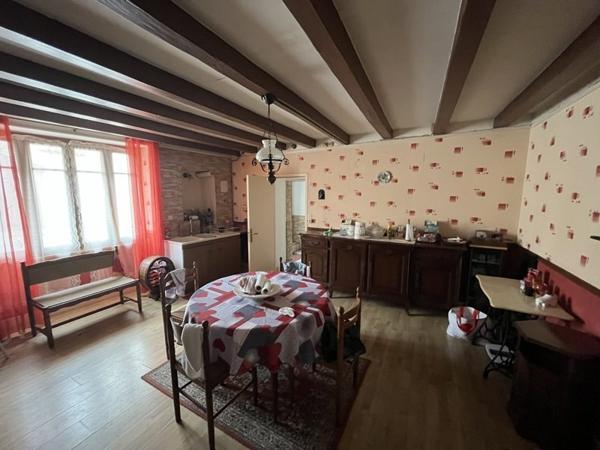 Maison à vendre |  Exoudun |  5 pièces | 158 m²