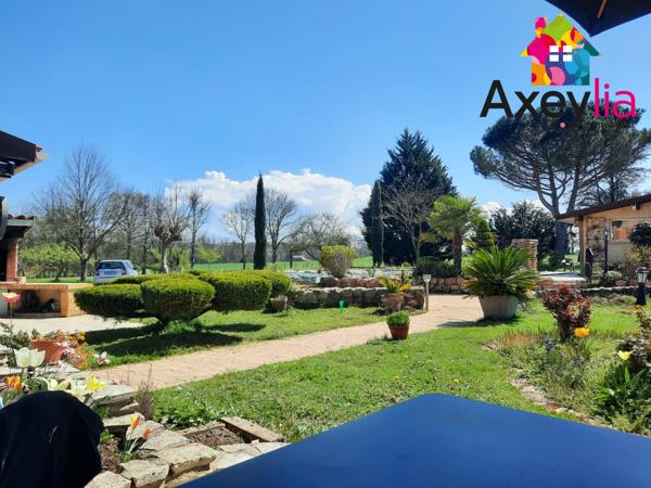 Roanne (42300) A VENDRE - 15MIN DE ROANNE - BELLE MAISON RÉNOVÉE AVEC QUATRE CHAMBRES, GRAND TERRAIN, ÉTANG ET PISCINE