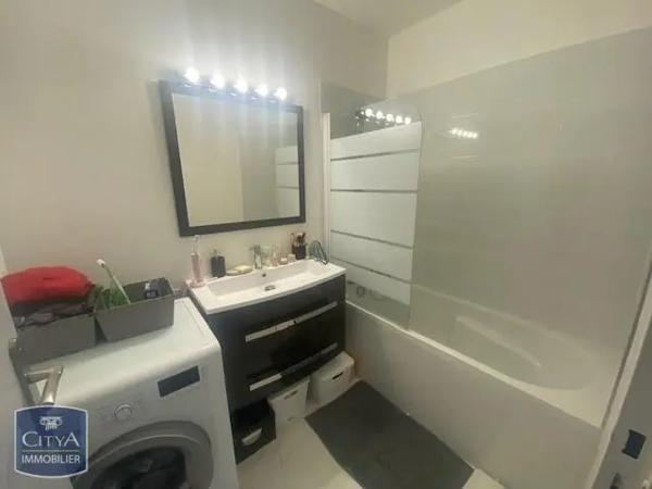 Appartement à louer 4 pièces 69.2m² Nancy (54000)