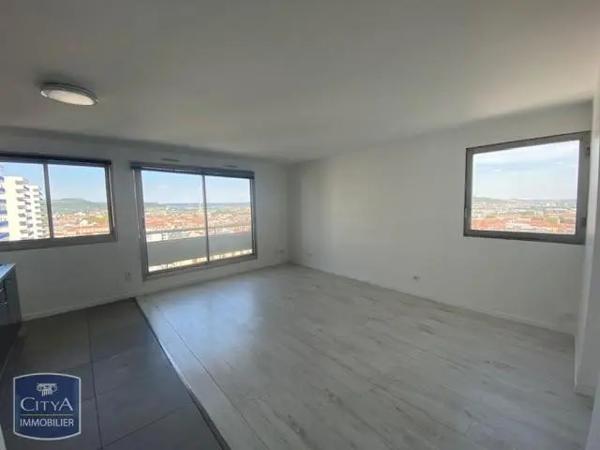 Appartement à louer 4 pièces 69.2m² Nancy (54000)