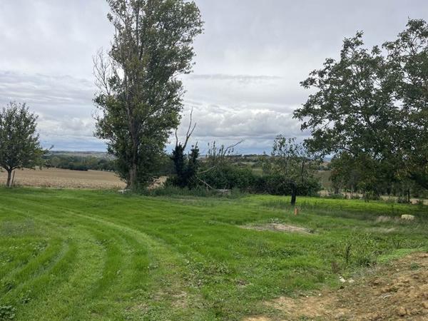 Maison à vendre |  L'Isle-Jourdain |  1 pièce | 150 m²