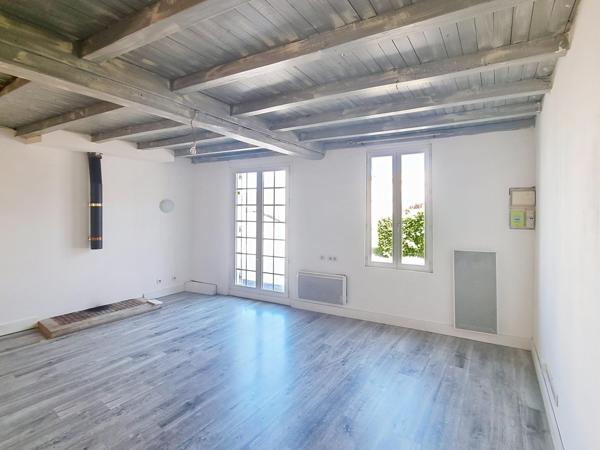 Maison de ville - Proche commerces