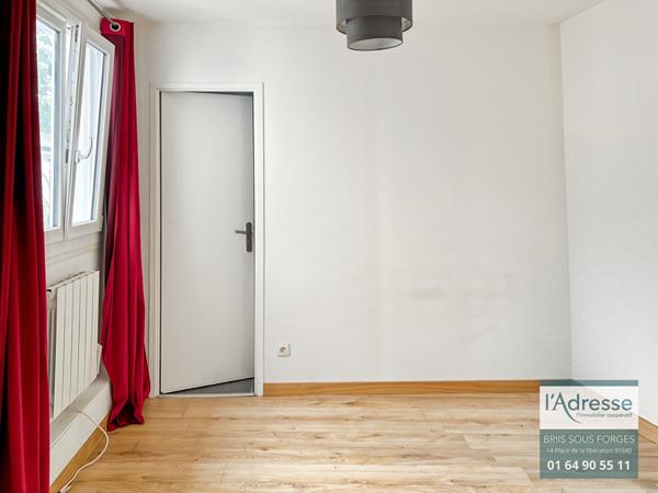 A louer Centre -ville de Saint Arnoult en Yvelines - Appartement 2 pièces de plain pied