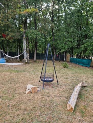 Maison et grand terrain constructble