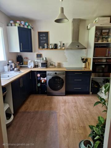 Maison et grand terrain constructble