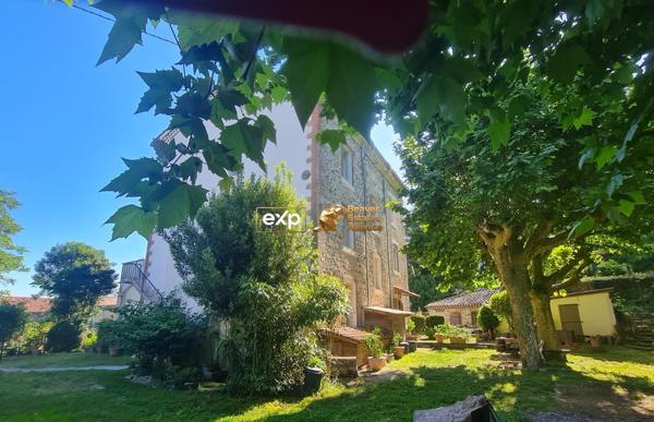 Maison de Maitre 375 m²