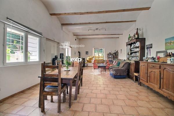 Maison de Maitre 375 m²
