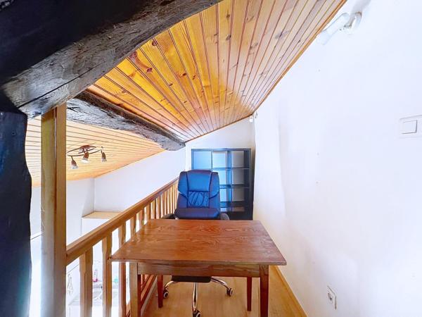 Voiron centre, duplex avec balcon sud à l'arrière de la rue Grande