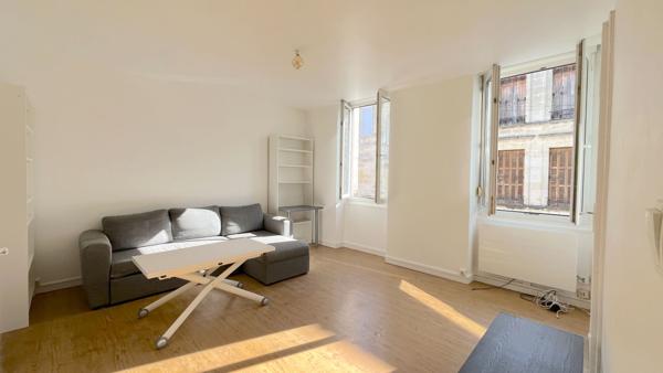 A VENDRE IMMEUBLE DE 4 APPARTEMENTS - BORDEAUX PLACE PAUL DOUMER , Bordeaux A VENDRE IMMEUBLE DE 4 APPARTEMENTS - BORDEAUX PLACE PAUL DOUMER , Bordeaux