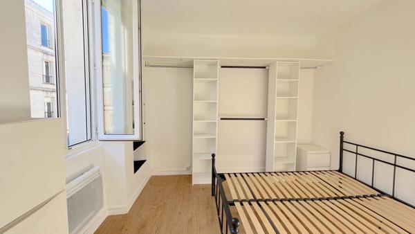 A VENDRE IMMEUBLE DE 4 APPARTEMENTS - BORDEAUX PLACE PAUL DOUMER , Bordeaux A VENDRE IMMEUBLE DE 4 APPARTEMENTS - BORDEAUX PLACE PAUL DOUMER , Bordeaux