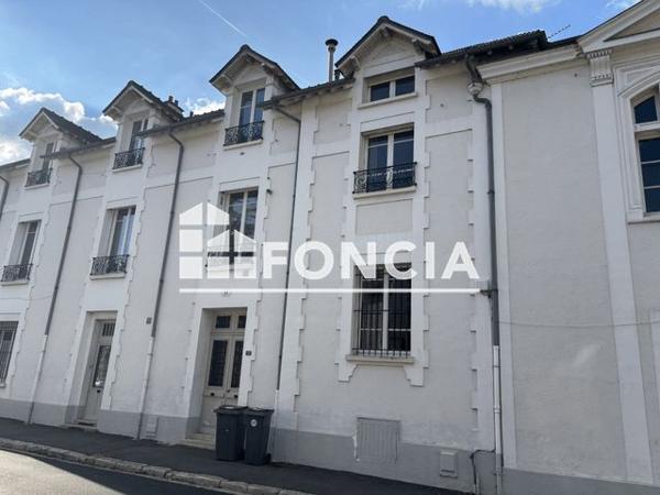 Location Appartement 3 pièces 65.5 m² - 11 RUE DE L'ARBRE SEC Fontainebleau 77300