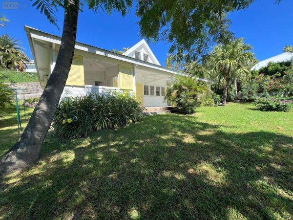 Maison à vendre à La-Montagne à la Réunion (97417), ref : 97405/152   
La Montagne