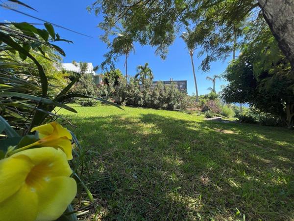 Maison à vendre à La-Montagne à la Réunion (97417), ref : 97405/152   
La Montagne