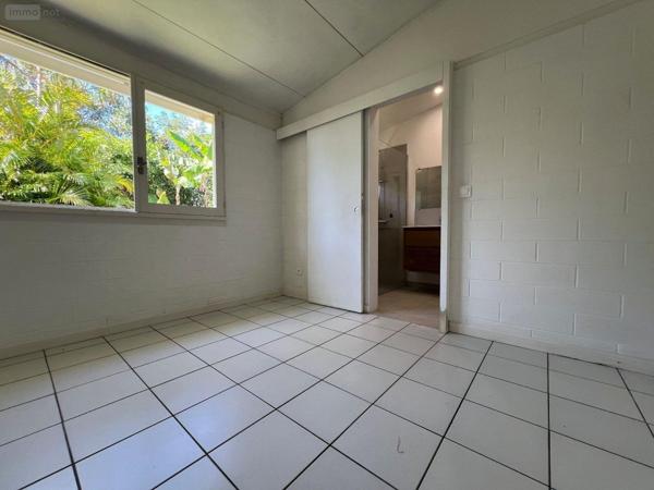 Maison à vendre à La-Montagne à la Réunion (97417), ref : 97405/152   
La Montagne