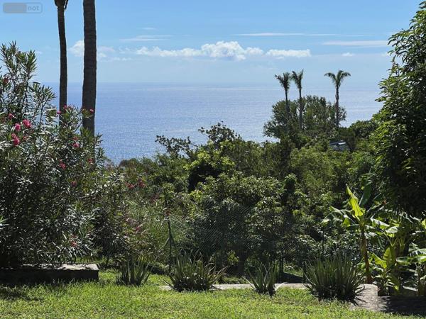 Maison à vendre à La-Montagne à la Réunion (97417), ref : 97405/152   
La Montagne