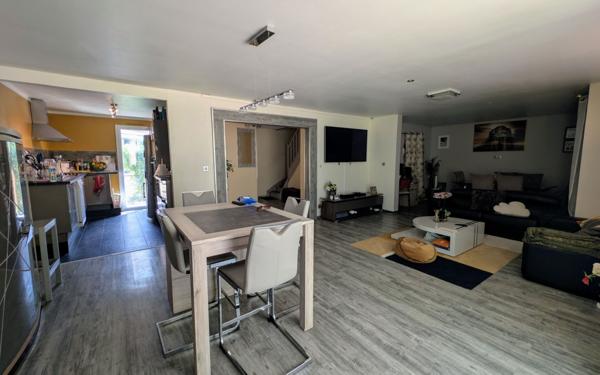 Maison à vendre    5 pièces •  Saâcy-sur-Marne