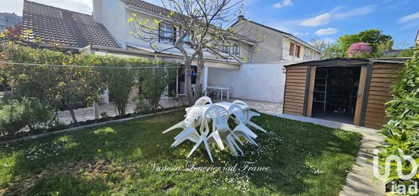 Maison à vendre 7 pièces 106 m² Les Mureaux