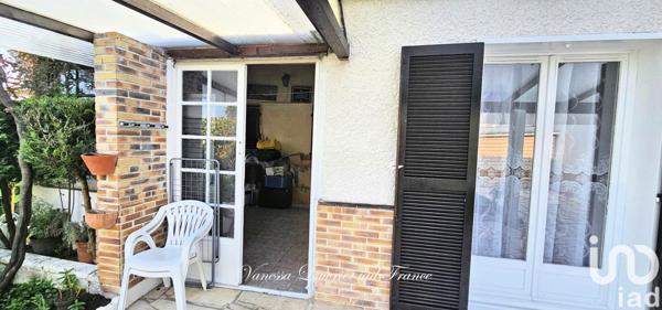 Maison à vendre 7 pièces 106 m² Les Mureaux