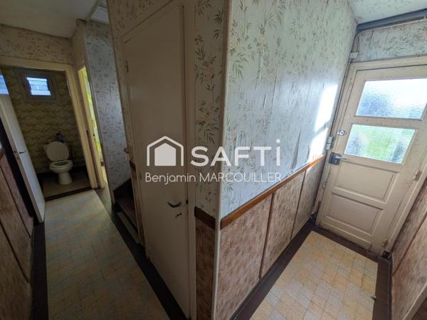 Ensemble avec un fort potentiel à rénover sur un terrain de 6 500 m2