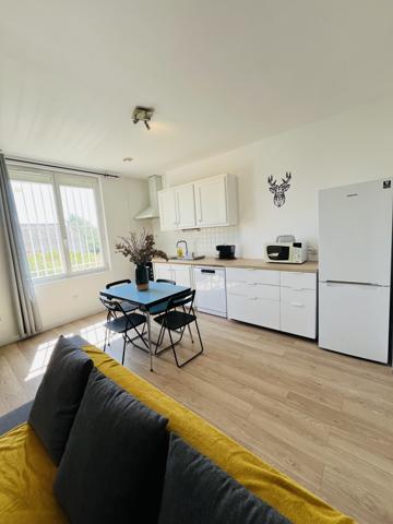 Villeneuve-lès-Avignon (30400) Appartement T3 de 55 m2 + Un jardin d'environ 120 m2 + Deux places de parking