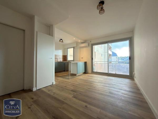 Appartement à louer 1 pièce 27.3m² Brive-la-Gaillarde (19100)