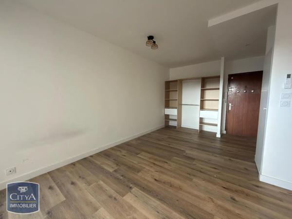 Appartement à louer 1 pièce 27.3m² Brive-la-Gaillarde (19100)