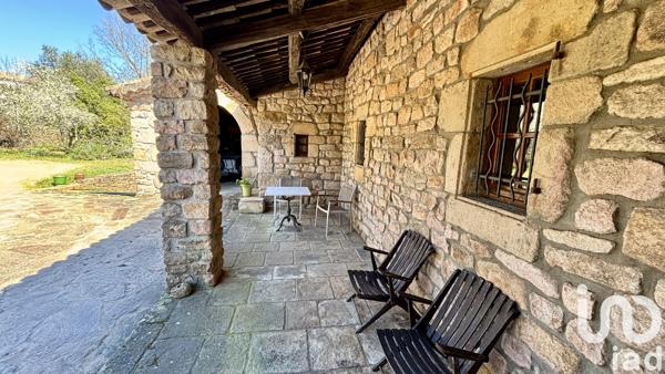 Maison à vendre 8 pièces 193 m² Saint-Étienne-de-Fontbellon