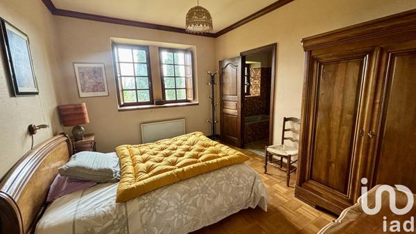 Maison à vendre 8 pièces 193 m² Saint-Étienne-de-Fontbellon