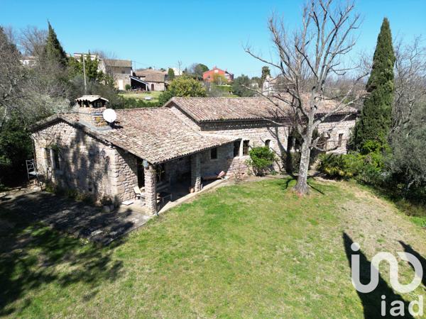 Maison à vendre 8 pièces 193 m² Saint-Étienne-de-Fontbellon
