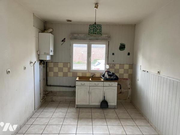 Exclusivité, Saint Pol sur Ternoise Centre, Maison 3 chambres avec cour et garage