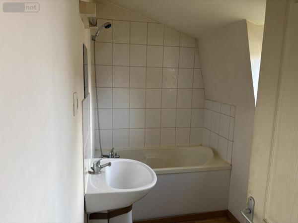 Immeuble à vendre à Hénin-Beaumont dans le Pas-de-Calais (62110), ref : 62034-4050   
Centre