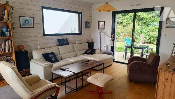 NOUVEAUTE ETUDE TRENTE CINQ NOTAIRES !!! Sur la commune de LAILLE, au c?ur d'un lotissement fam...