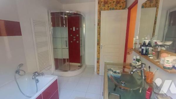 NOUVEAUTE ETUDE TRENTE CINQ NOTAIRES !!! Sur la commune de LAILLE, au c?ur d'un lotissement fam...