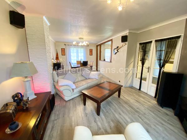 A JANZE, Maison avec magnifique terrain de 5000m2 au calme