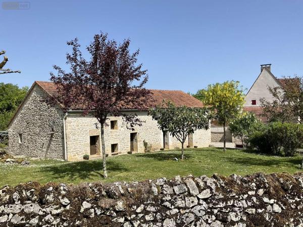 Maison à vendre à Gourdon dans le Lot (46300), ref : 46041/452