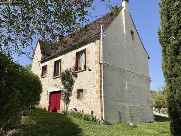 Maison à vendre à Gourdon dans le Lot (46300), ref : 46041/452