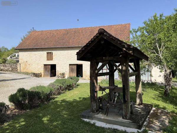 Maison à vendre à Gourdon dans le Lot (46300), ref : 46041/452