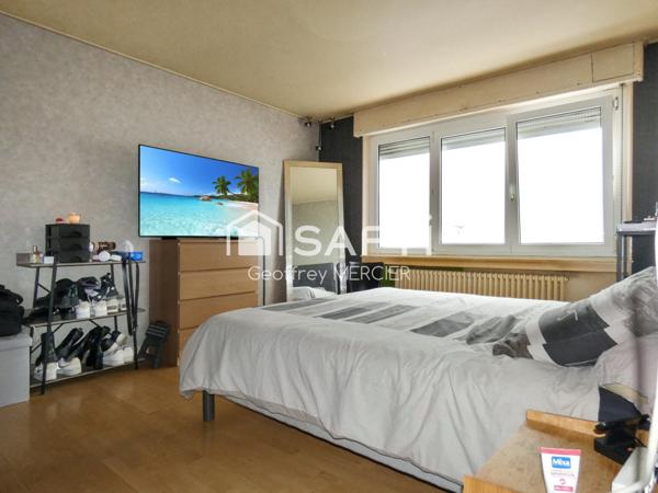 Maison individuelle en plain-pied sur-élevé!