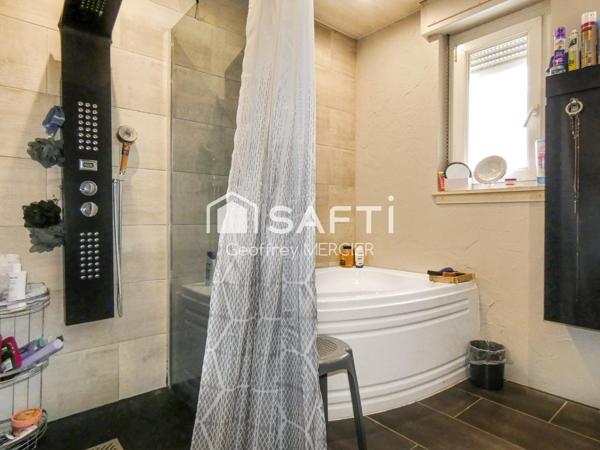 Maison individuelle en plain-pied sur-élevé!