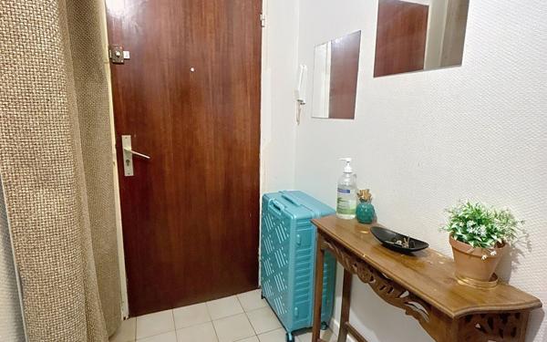 Appartement à vendre    1 pièce • 33,62 m2 Tours